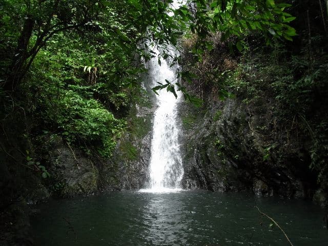 kai bae waterfall 28
