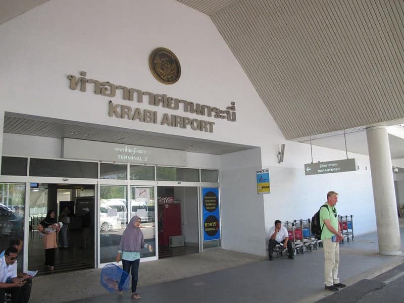 כל האפשרויות להגיע מבנגקוק לקוסומוי (Ko Samui) | Koh Lanta Express Transfer 46 L