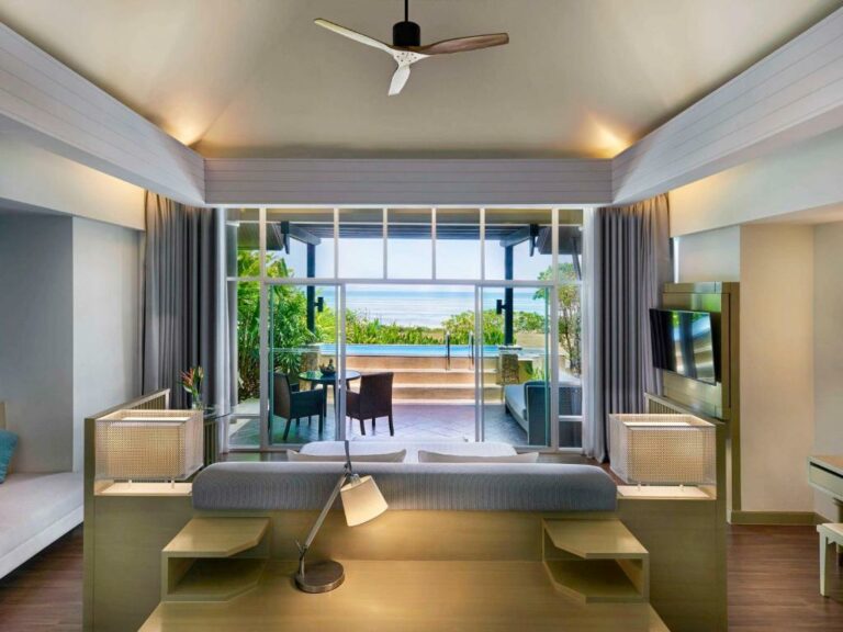 Pullman Phuket Panwa Beach Resort וילת בריכה מול החוף עם מיטת קינג אחת – כמה צעדים מהחוף שלכם