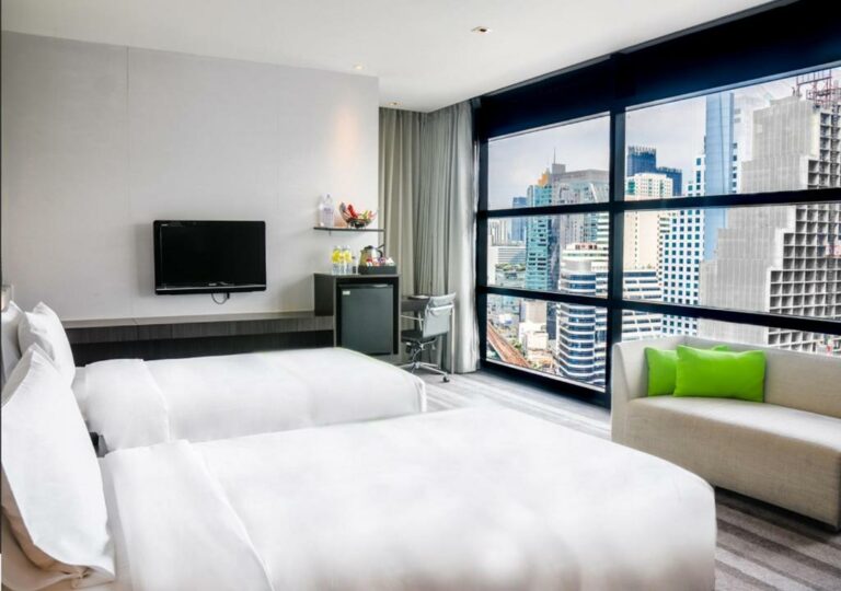 Holiday Inn Bangkok Sukhumvit, חדר אקזקיוטיב קלאב טווין - ללא עישון