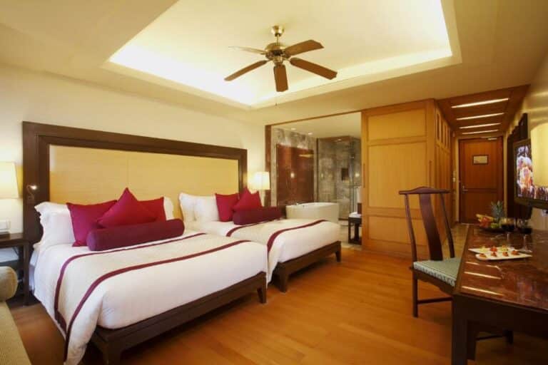 Centara Grand Beach Resort Phuket חדר דלוקס - 2 מיטות יחיד