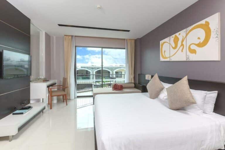 The Charm Resort Phuket - חדר דלוקס זוגי או טווין