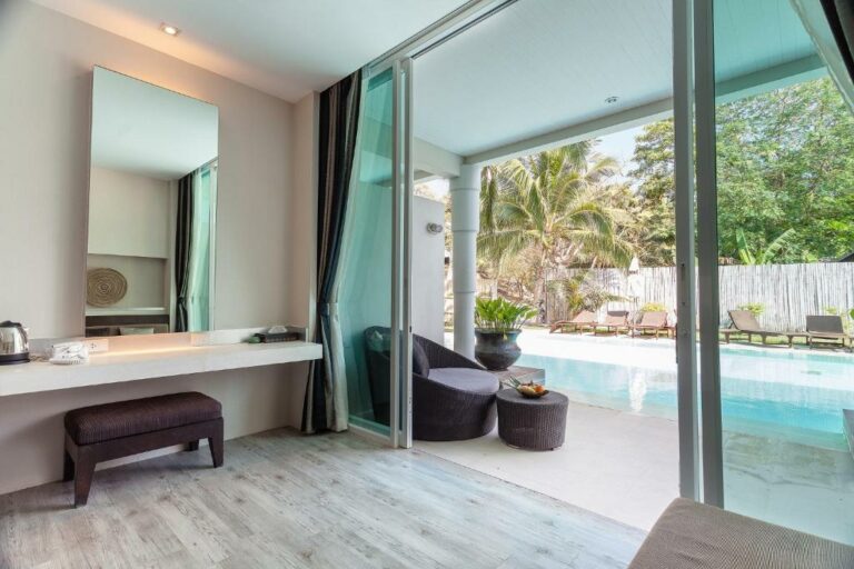 Sarikantang Resort & Spa, Koh Phangan חדר דלוקס זוגי או טווין עם גישה לבריכה