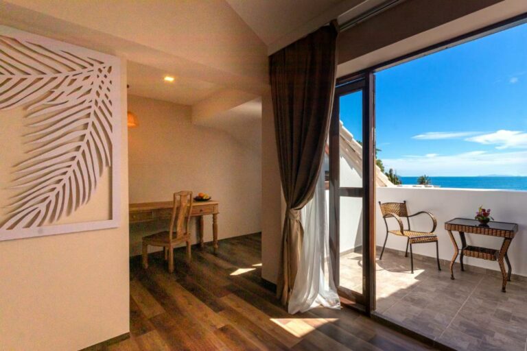 Vannee Golden Sands Beachfront Resort חדר דלוקס זוגי עם נוף לים