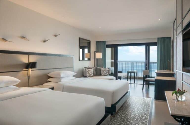 Hyatt Regency Phuket Resort - חדר טווין עם נוף לאוקיינוס - גישה למועדון