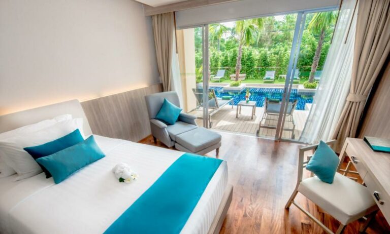 Phuket Graceland Resort and Spa חדר משפחה עם נוף לבריכה