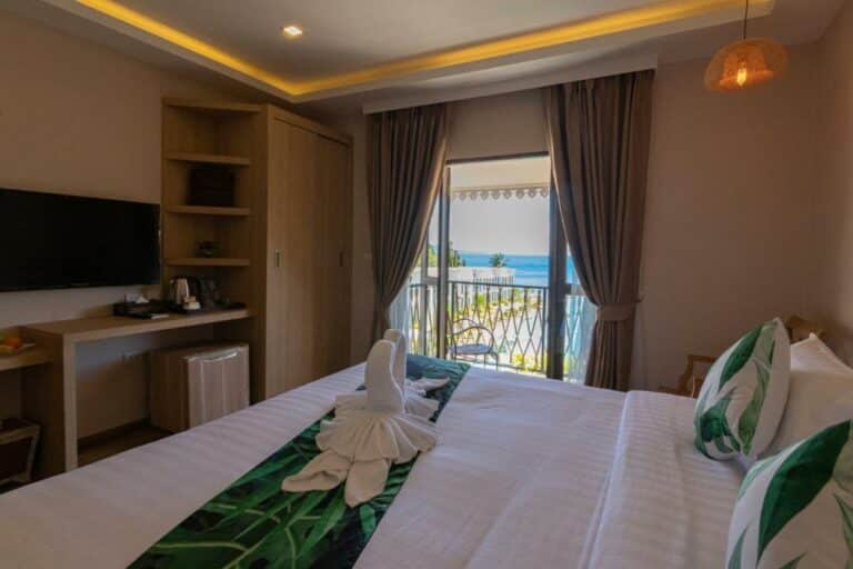 Vannee Golden Sands Beachfront Resort חדר סופריור זוגי או טווין עם נוף לים