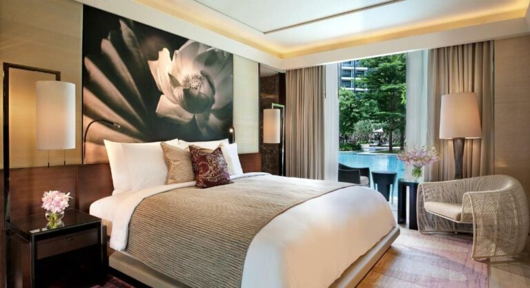 Siam Kempinski Hotel Bangkok - חדר קבאנה עם גישה ישירה לבריכה