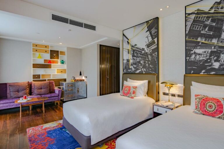 Hotel Indigo Bangkok יחידת אירוח סטנדרט עם שתי מיטות נפרדות