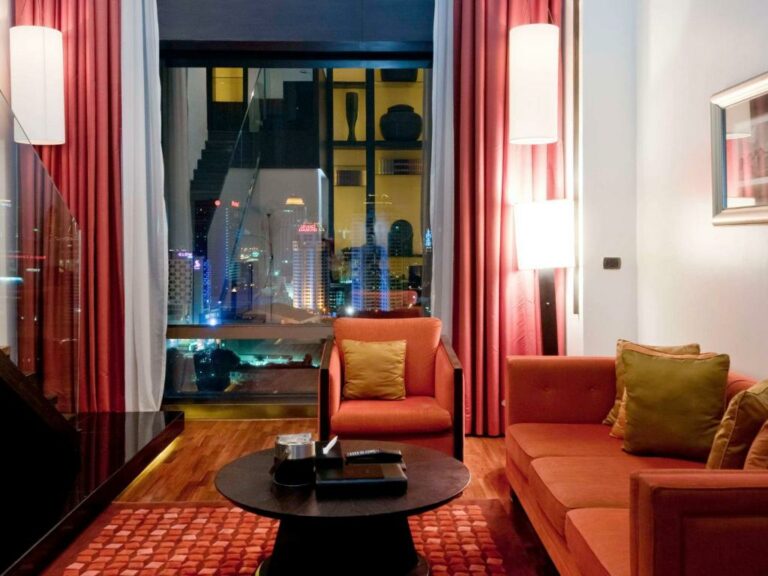 VIE Hotel Bangkok סוויטת דופלקס עם 2 מיטות קינג