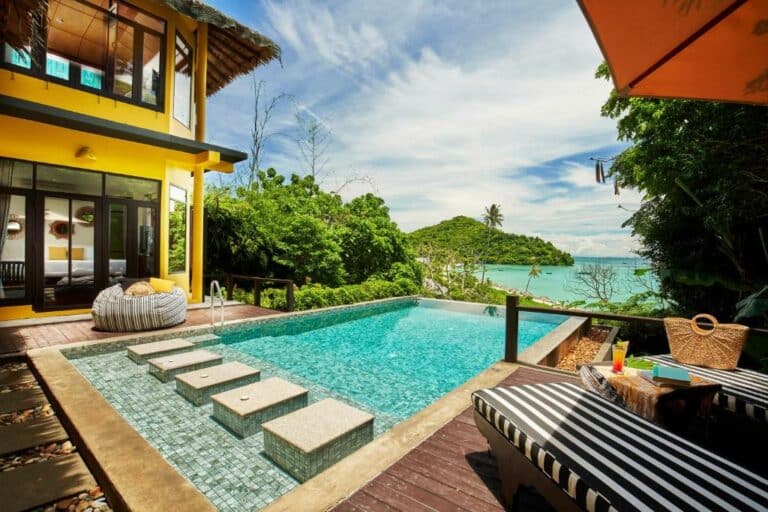 SAii Phi Phi Island Village Beach Resorti וילת Hillside Pool עם שני חדרי שינה ונוף לים