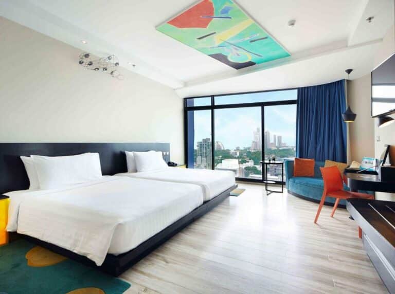 Siam@Siam Design Hotel Pattaya חדר ביז קלאס זוגי או טווין